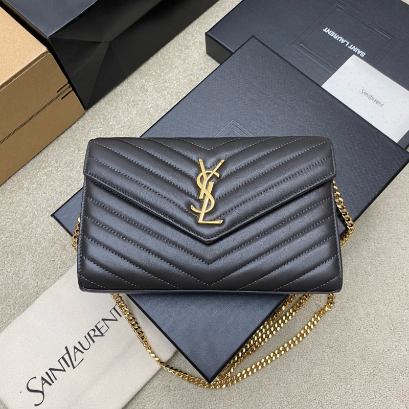 CASSANDRE PORTEMONNAIE MIT KETTE AUS LAMMLEDER