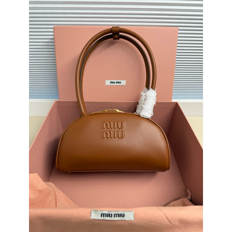 Miu Miu Klein Beau Tasche aus Leder