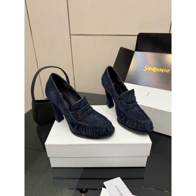 Le Loafer Pumps aus Veloursleder, Size 35-41