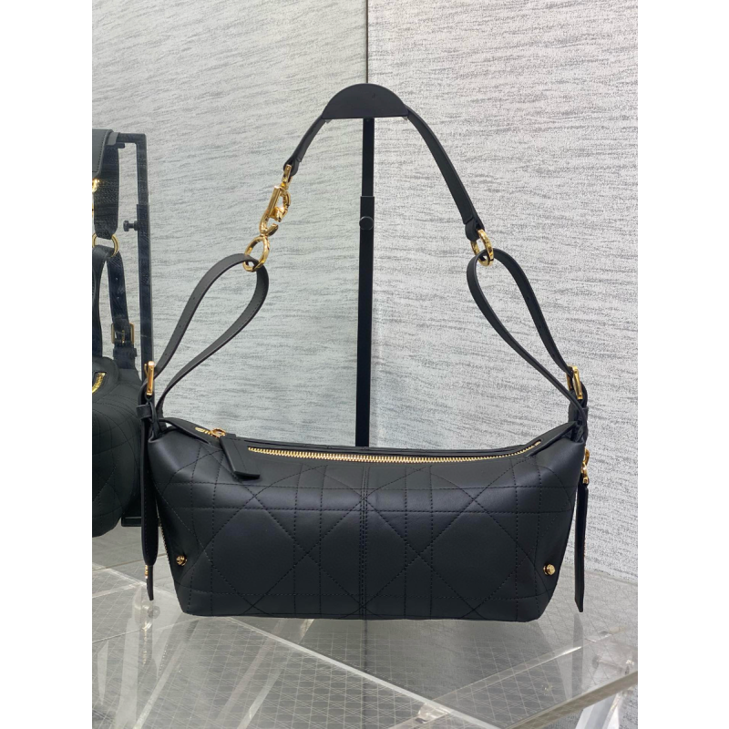 Small D-Journey Bag in Vintage Smooth Calfskin-Black