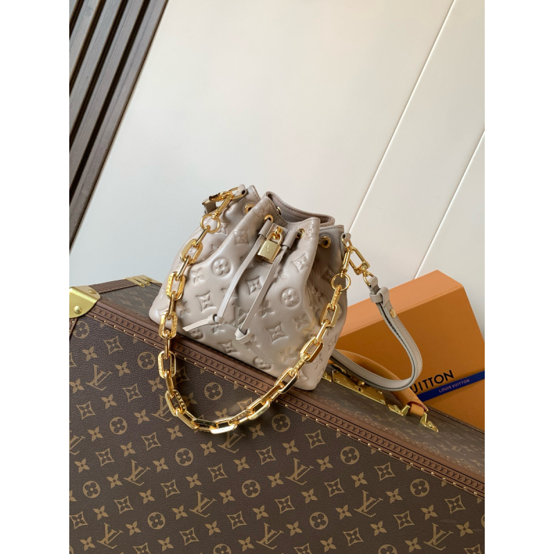 M26530 Coussin Bucket Handtasche