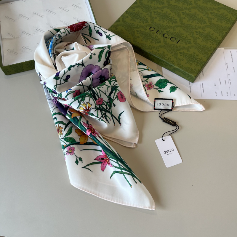 Gucci Silk Square Scarf 90