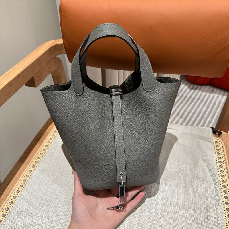 Hermes Tasche Picotin Lock 18/22- Gris Meyer